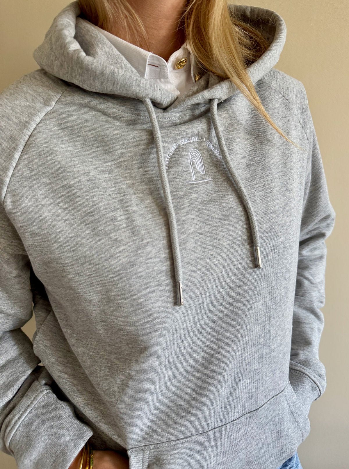 Hoodie brodé 140m Genève